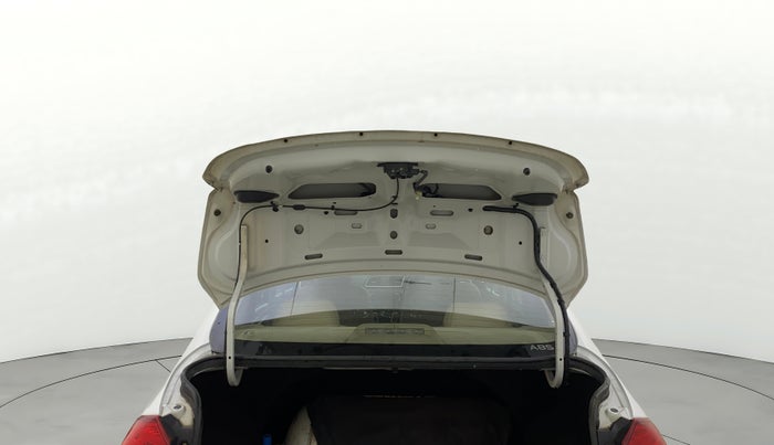 2014 Maruti Ciaz VXI, CNG, Manual, 55,405 km, Boot Door Open