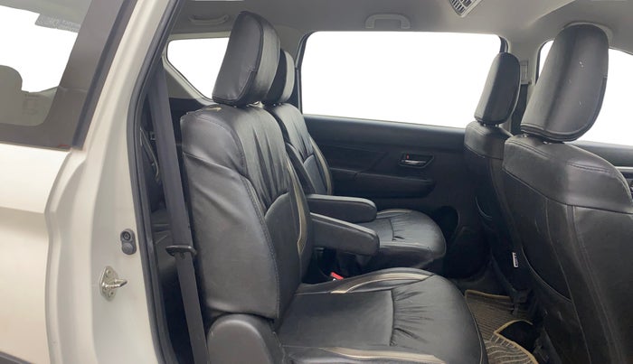 2021 Maruti XL6 ZETA AT, Petrol, Automatic, 37,942 km, Right Side Rear Door Cabin