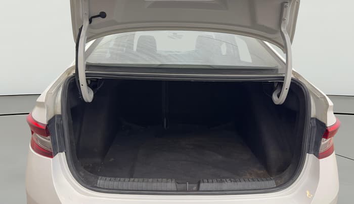 2024 Skoda SLAVIA STYLE 1.0L TSI MT, Petrol, Manual, 82,122 km, Boot Open Zoomed View