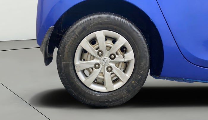 2017 Hyundai Eon ERA +, Petrol, Manual, 52,385 km, Right Rear Wheel