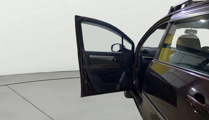 2017 Maruti Ertiga VDI SHVS, Diesel, Manual, 69,303 km, LHS Front Door