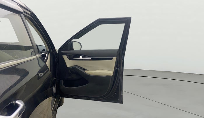 2019 KIA SELTOS HTX 1.5 DIESEL, Diesel, Manual, 92,442 km, RHS Front Door