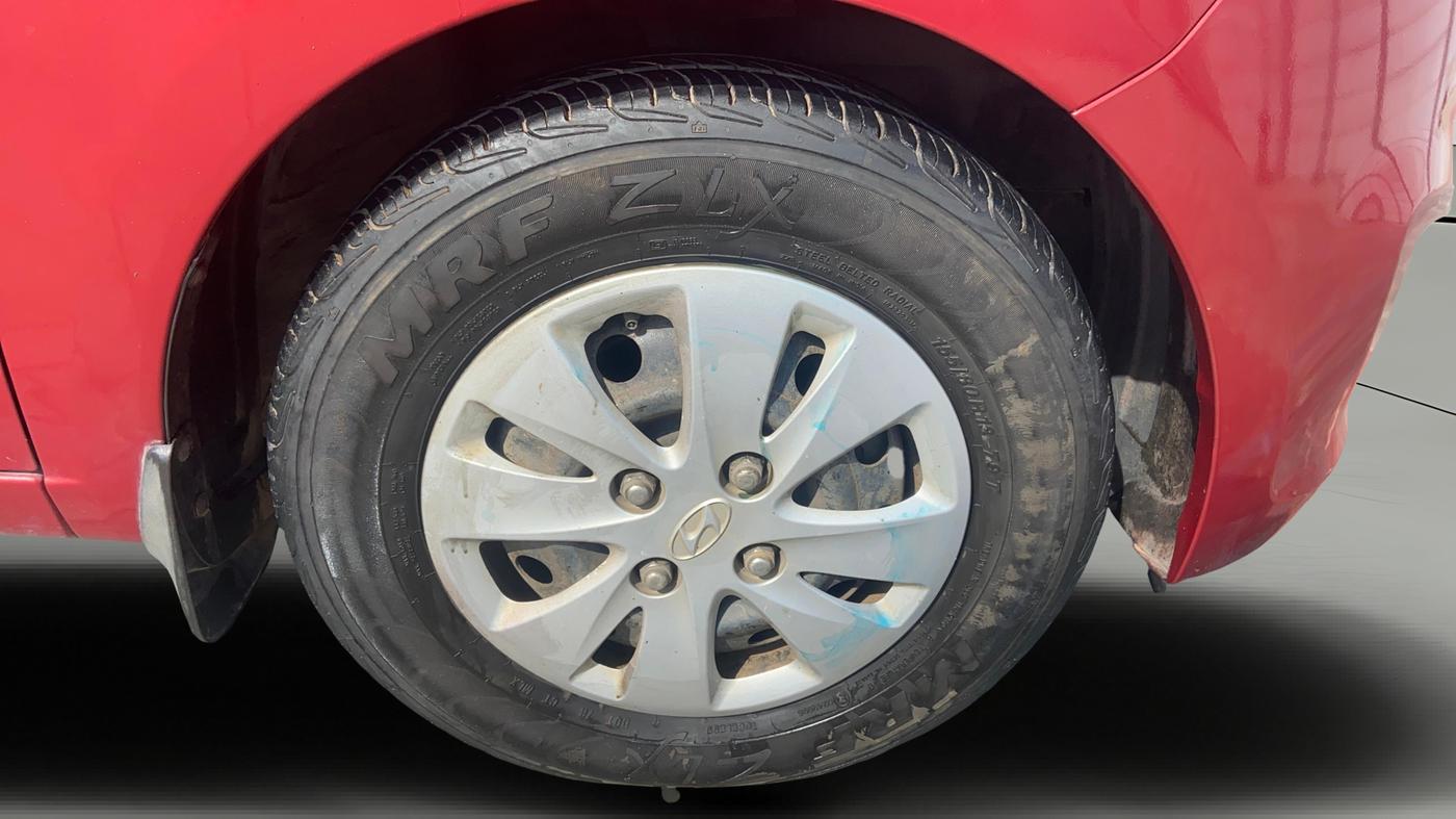 2013 Hyundai i10 MAGNA 1.2, Petrol, Manual, 55,606 km, Right Front Wheel