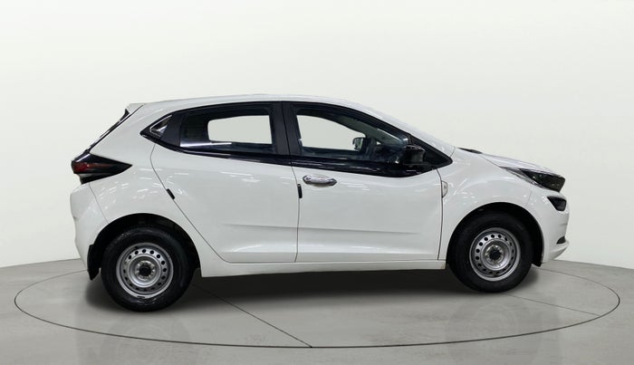 2024 Tata ALTROZ XE CNG, CNG, Manual, 17,614 km, Right Side View