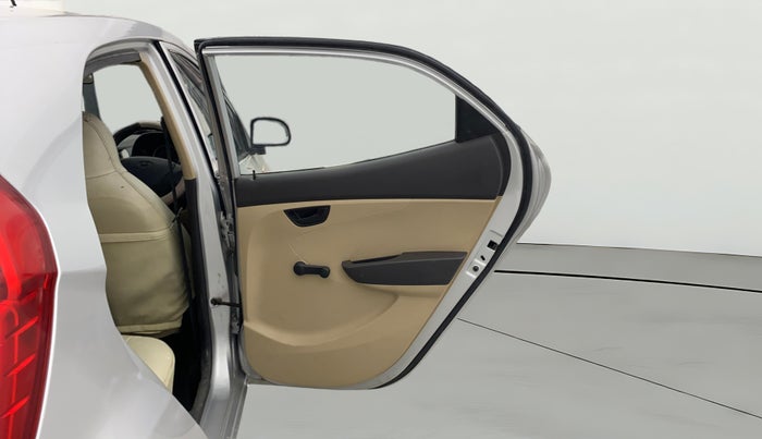 2013 Hyundai Eon MAGNA +, Petrol, Manual, 27,526 km, RHS Rear Door