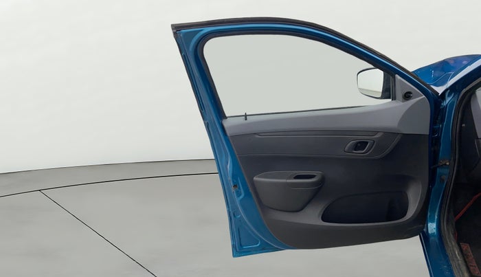 2021 Renault Kwid RXT 1.0 (O), Petrol, Manual, 21,408 km, LHS Front Door