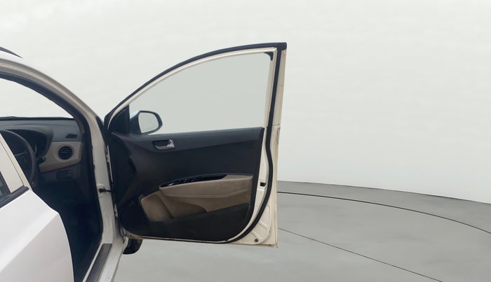 2015 Hyundai Grand i10 SPORTZ 1.2 KAPPA VTVT, Petrol, Manual, 71,243 km, RHS Front Door