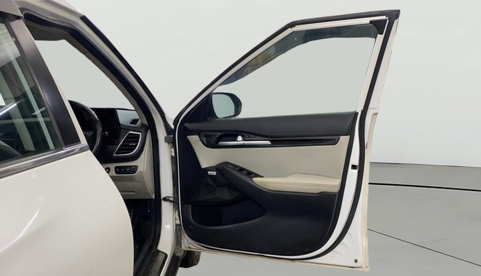 2019 KIA SELTOS GTX PLUS 1.4 PETROL, Petrol, Manual, 61,814 km, RHS Front Door