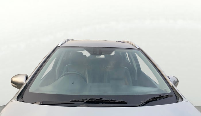 2018 Maruti S Cross ALPHA 1.3, Diesel, Manual, 60,172 km, Front Windshield