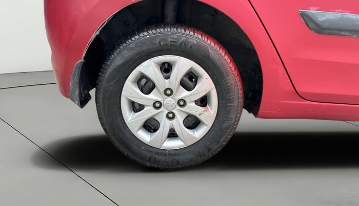 2015 Hyundai Elite i20 MAGNA 1.2, Petrol, Manual, 57,044 km, Right Rear Wheel