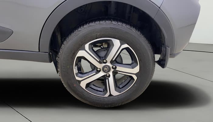 2023 Tata NEXON XZ PLUS PETROL SUNROOF, Petrol, Manual, 31,231 km, Left Rear Wheel
