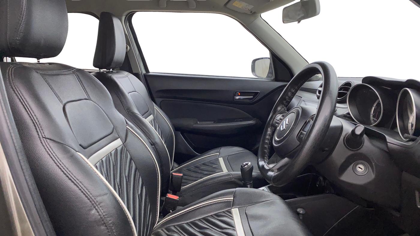 2018 Maruti Swift VXI, Petrol, Manual, 49,509 km, Right Side Front Door Cabin