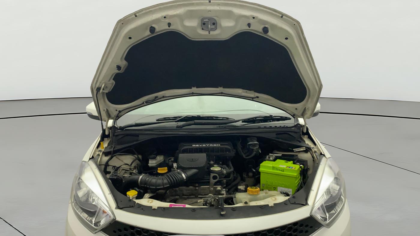2017 Tata Tiago XZA PETROL, Petrol, Automatic, 21,763 km, Open Bonet