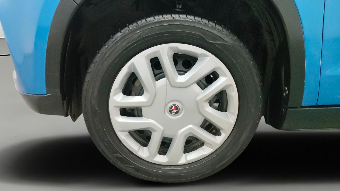 2017 Maruti Vitara Brezza VDI (O), Diesel, Manual, 1,32,540 km, Left Front Wheel
