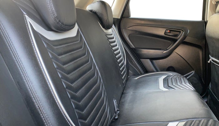 2020 Maruti Vitara Brezza VDI, Diesel, Manual, 42,566 km, Right Side Rear Door Cabin