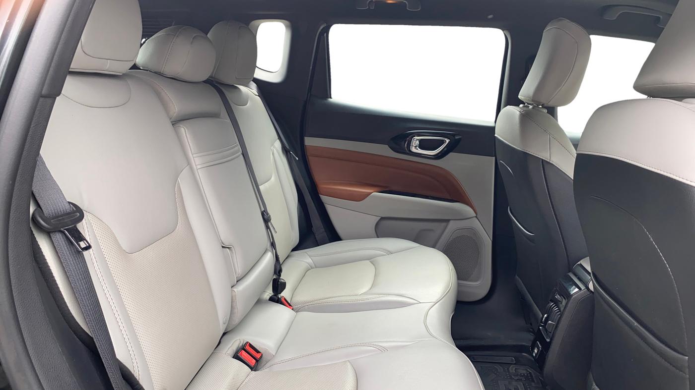 2023 Jeep Compass LIMITED (O) 2.0 DIESEL 4X4 AT, Diesel, Automatic, 57,861 km, Right Side Rear Door Cabin