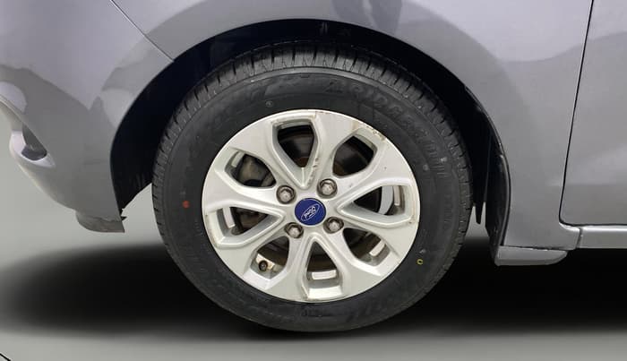 2015 Ford New Figo TITANIUM 1.5 PETROL AT, Petrol, Automatic, 81,711 km, Left Front Wheel
