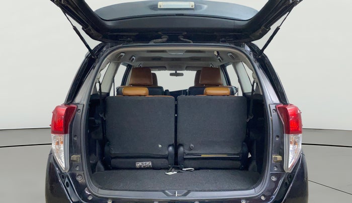 2022 Toyota Innova Crysta 2.7 GX AT 7 STR, Petrol, Automatic, 28,249 km, Boot Open Zoomed View