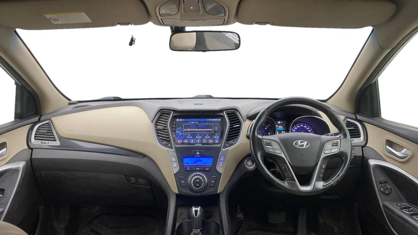 2014 Hyundai Santa Fe 4 WD AT, Diesel, Automatic, 1,45,736 km, Dashboard