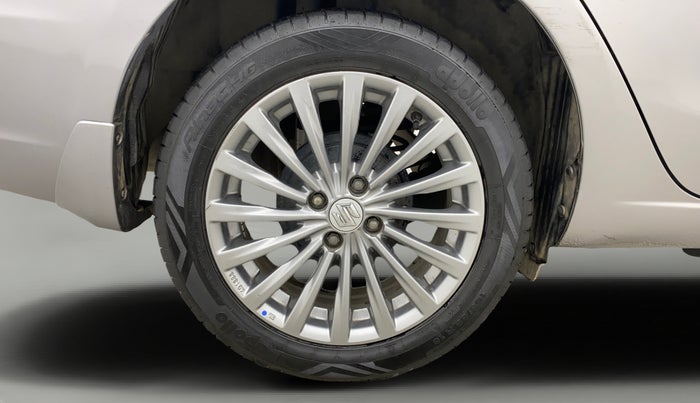 2015 Maruti Ciaz ZXI+, Petrol, Manual, 77,248 km, Right Rear Wheel
