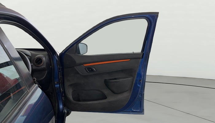 2018 Renault Kwid CLIMBER 1.0, Petrol, Manual, 51,509 km, RHS Front Door