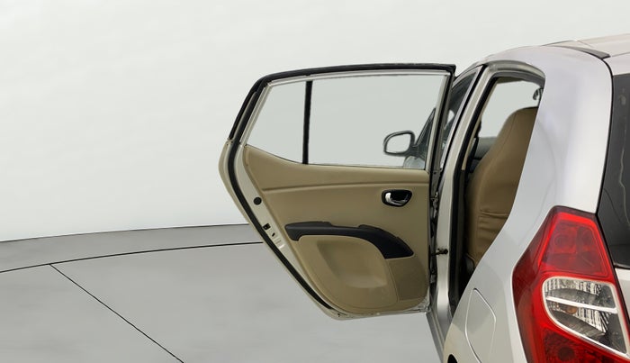 2013 Hyundai i10 SPORTZ 1.1, CNG, Manual, 60,028 km, LHS Rear Door