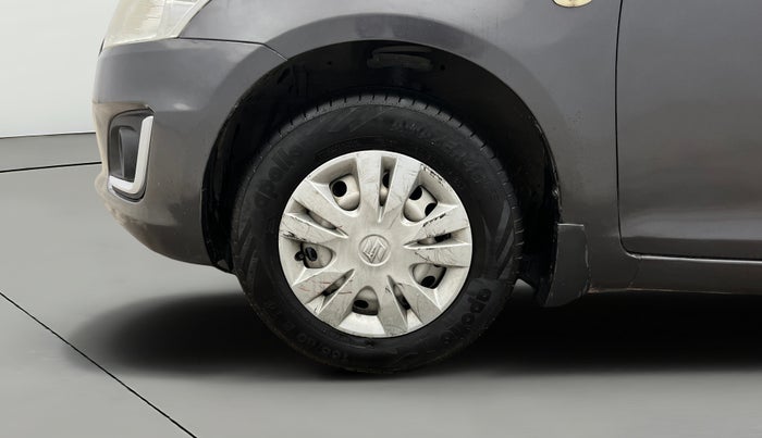 2016 Maruti Swift LXI (O), Petrol, Manual, 71,822 km, Left Front Wheel