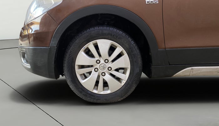 2015 Maruti S Cross ZETA 1.3, Diesel, Manual, 20,896 km, Left Front Wheel