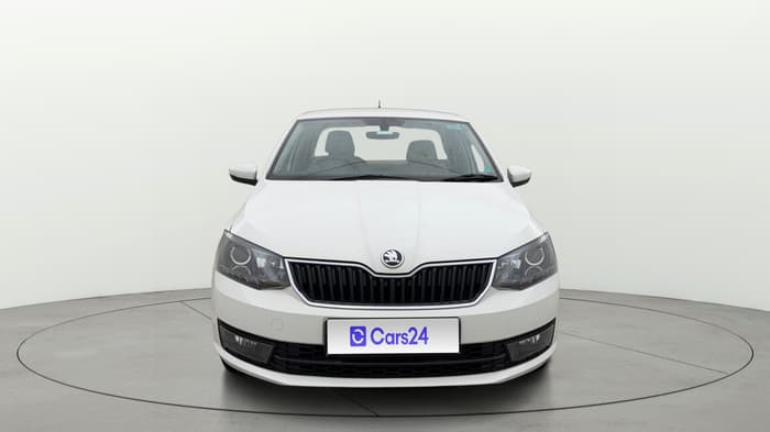 2017 Skoda Rapid STYLE 1.6 MPI AT, Petrol, Automatic, 55,057 km, Front