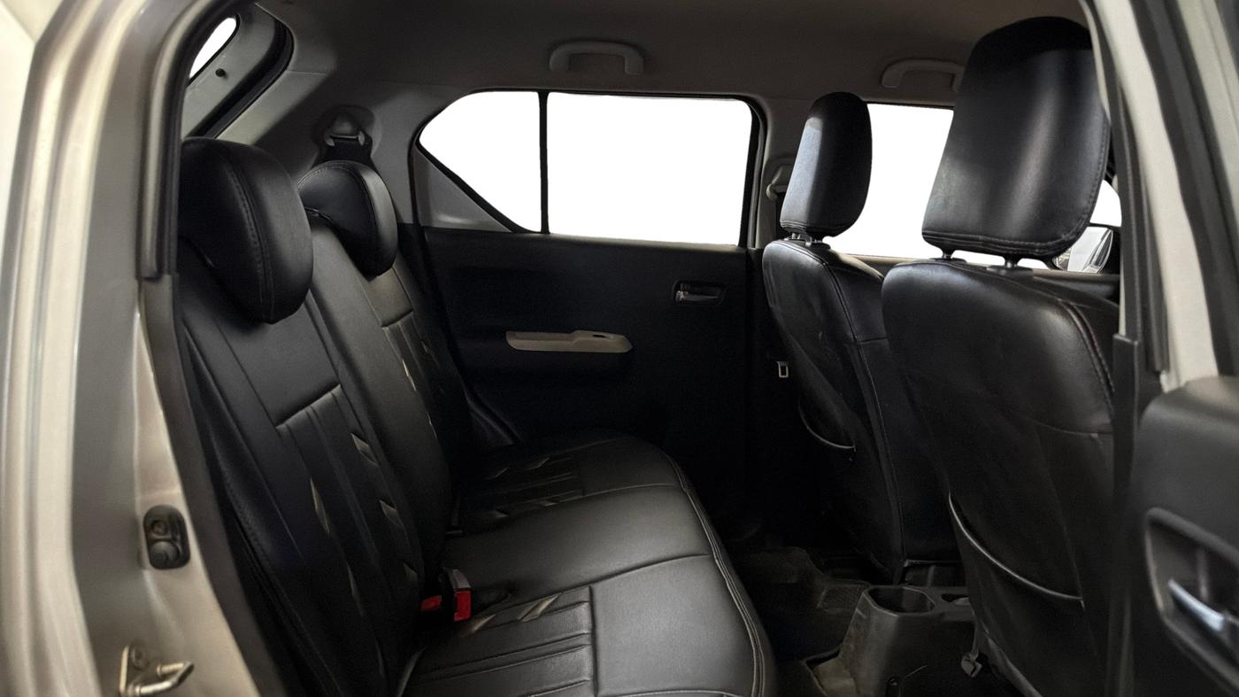 2017 Maruti IGNIS ALPHA 1.2, Petrol, Manual, 74,535 km, Right Side Rear Door Cabin