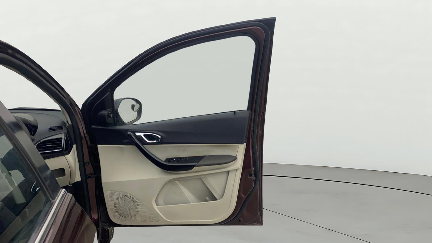 2022 Tata TIGOR XZ PLUS CNG, CNG, Manual, 93,895 km, RHS Front Door