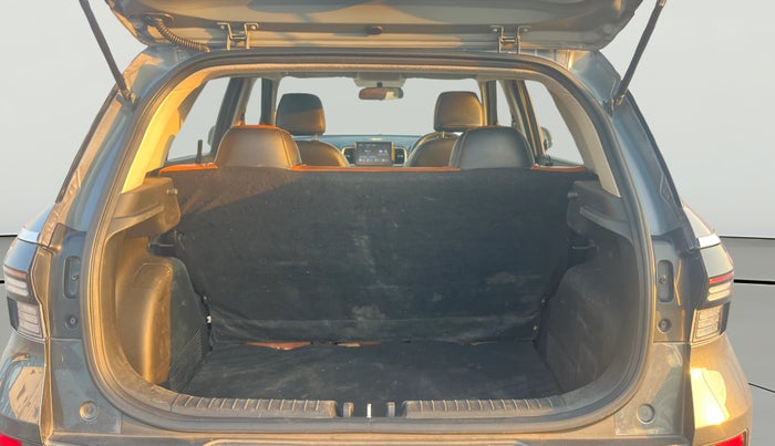 2022 Hyundai VENUE S(O) 1.2, Petrol, Manual, 1,31,745 km, Boot Open Zoomed View