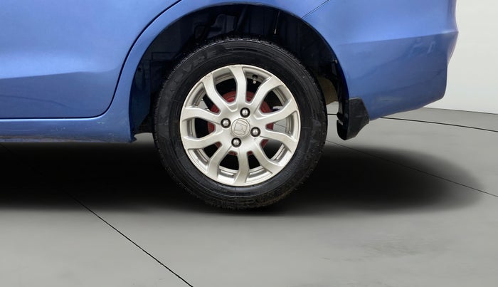 2013 Honda Amaze 1.2L I-VTEC VX, Petrol, Manual, 1,19,435 km, Left Rear Wheel