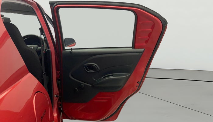 2017 Datsun Redi Go T (O), Petrol, Manual, 30,792 km, RHS Rear Door