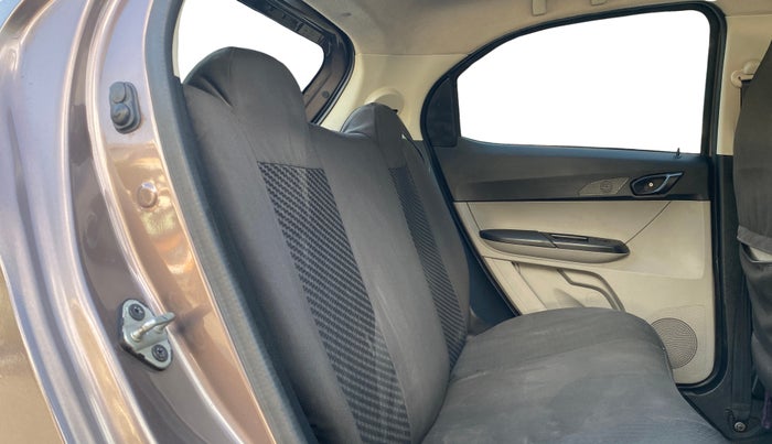 2019 Tata Tiago XT PETROL, Petrol, Manual, 45,936 km, Right Side Rear Door Cabin