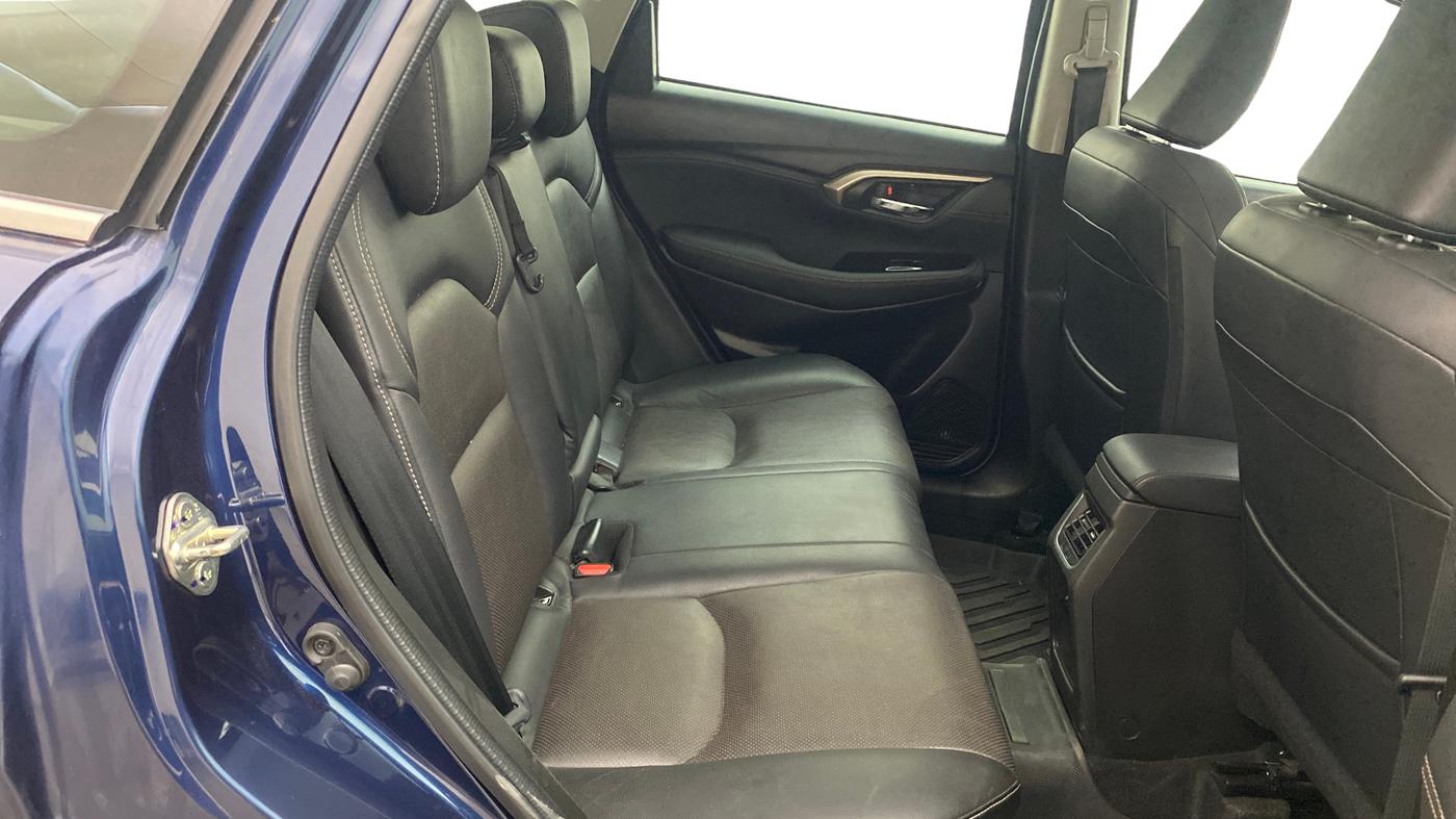 2022 Maruti Grand Vitara ALPHA PLUS HYBRID ECVT, Hybrid, Automatic, 57,560 km, Right Side Rear Door Cabin