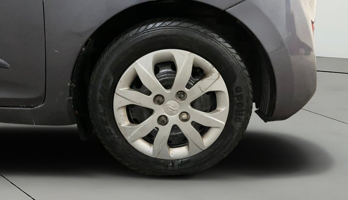 2015 Hyundai Eon SPORTZ, Petrol, Manual, 58,584 km, Right Front Wheel