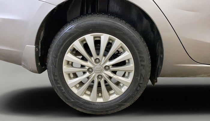 2017 Maruti Ciaz ZETA 1.4  MT PETROL, Petrol, Manual, 94,660 km, Right Rear Wheel