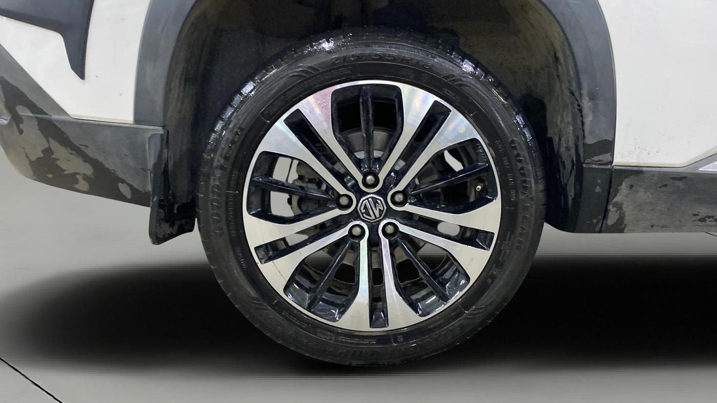 2021 MG HECTOR SHARP HYBRID 1.5 PETROL, Petrol, Manual, 40,268 km, Right Rear Wheel