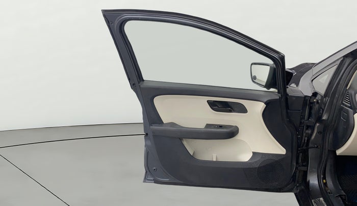 2021 Tata ALTROZ XT PETROL, Petrol, Manual, 61,416 km, LHS Front Door