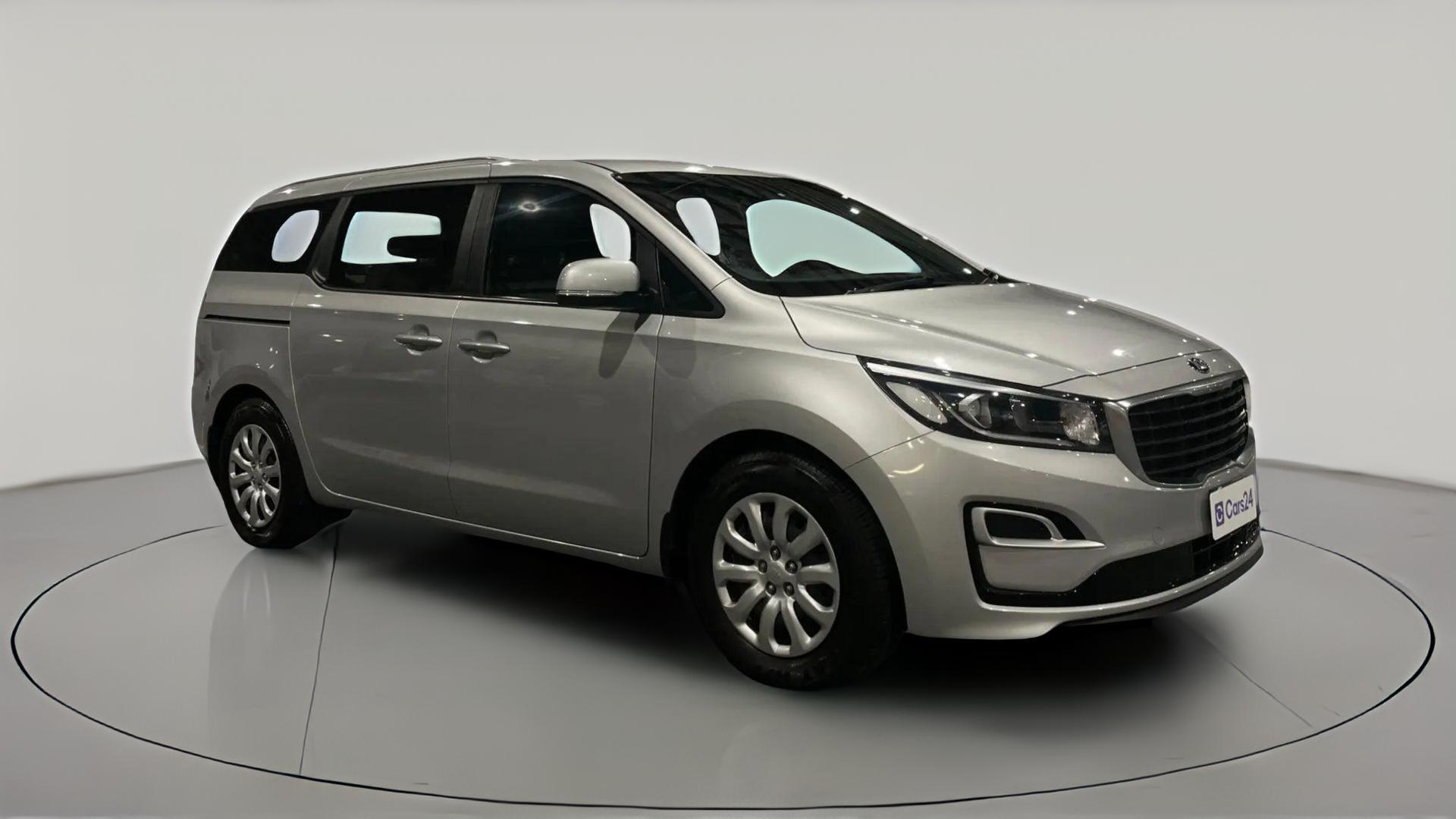 Kia Carnival image