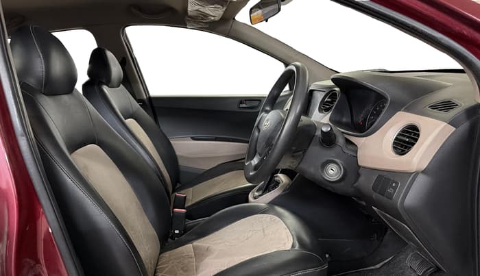 2016 Hyundai Grand i10 MAGNA AT 1.2 KAPPA VTVT, Petrol, Automatic, 32,398 km, Right Side Front Door Cabin