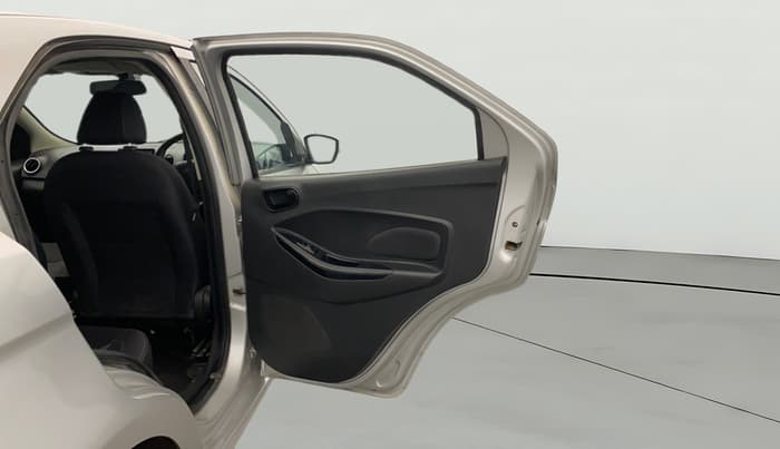 2019 Ford New Figo TITANIUM 1.2 PETROL MT, Petrol, Manual, 65,398 km, RHS Rear Door