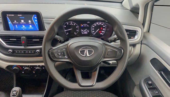 2021 Tata ALTROZ XM PLUS PETROL, Petrol, Manual, 1,21,098 km, Steering Wheel Close Up
