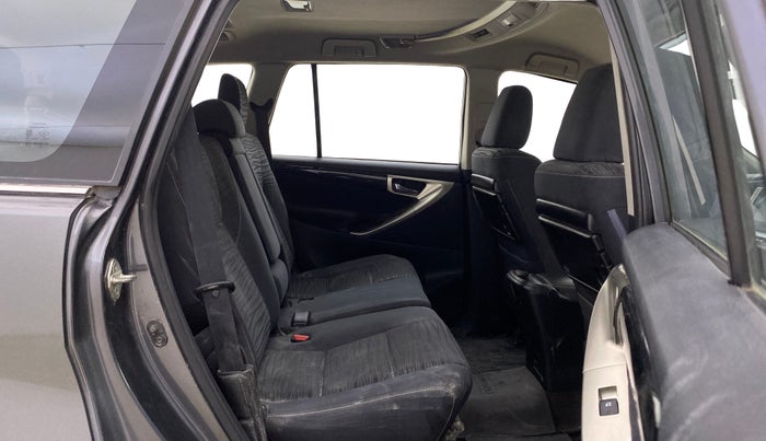 2016 Toyota Innova Crysta 2.4 VX 7 STR, Diesel, Manual, 83,393 km, Right Side Rear Door Cabin