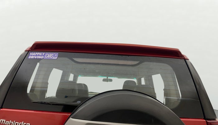 2018 Mahindra TUV300 T10, Diesel, Manual, 1,02,111 km, Rear Windshield