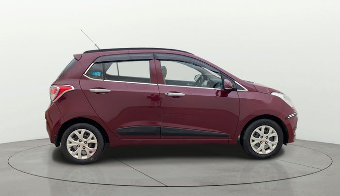 2016 Hyundai Grand i10 SPORTZ 1.2 KAPPA VTVT, Petrol, Manual, 57,446 km, Right Side View