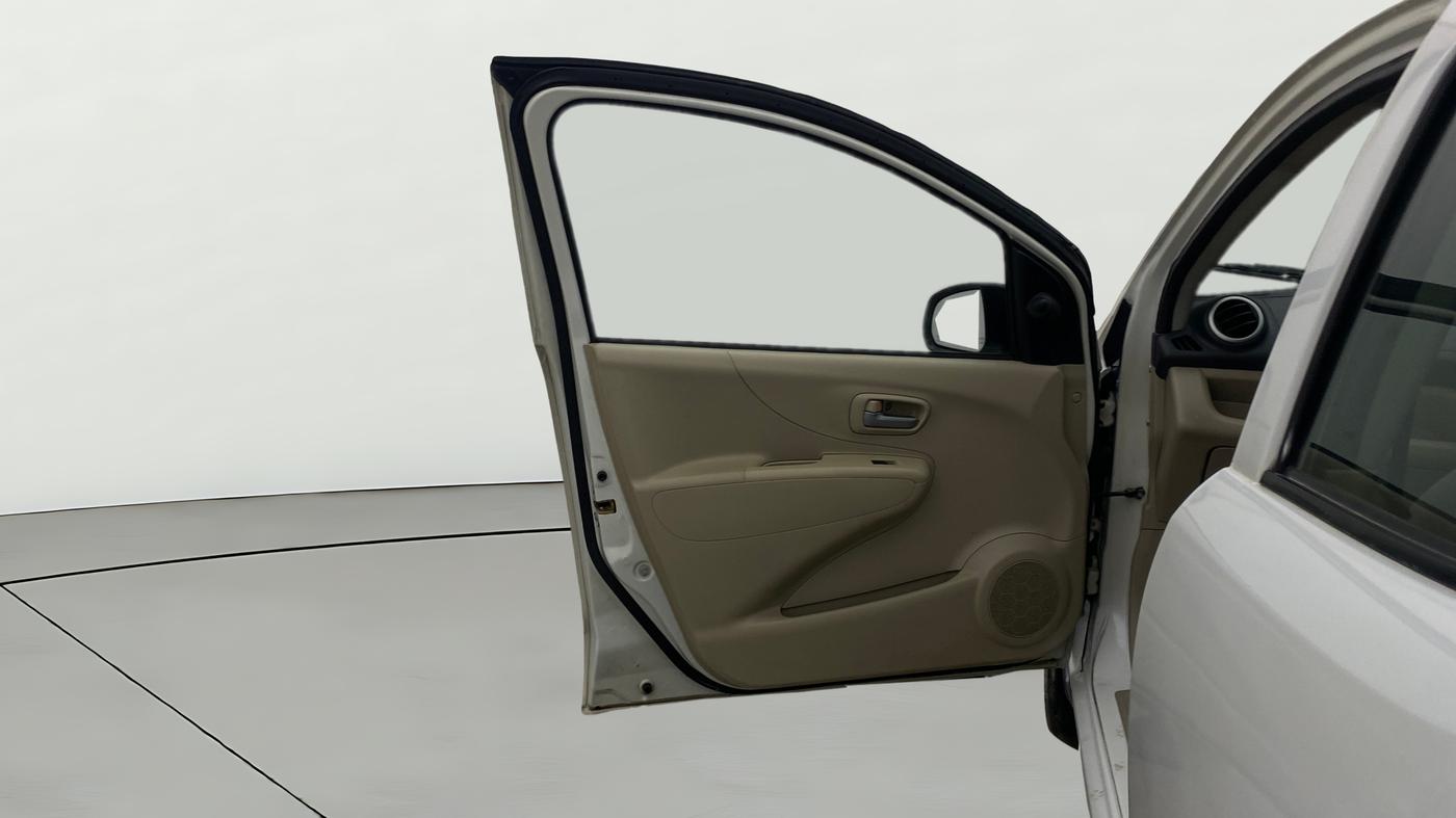 2013 Maruti A Star VXI (ABS) AT, Petrol, Automatic, 79,346 km, LHS Front Door