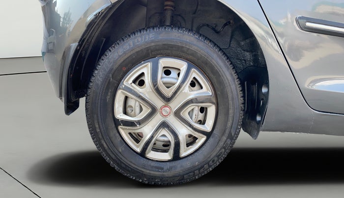 2022 Tata ALTROZ XE PLUS PETROL, Petrol, Manual, 20,089 km, Right Rear Wheel