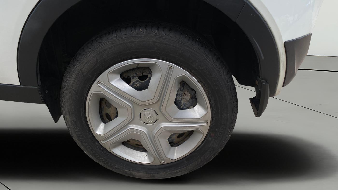 2019 Tata NEXON XM PETROL, Petrol, Manual, 11,124 km, Left Rear Wheel
